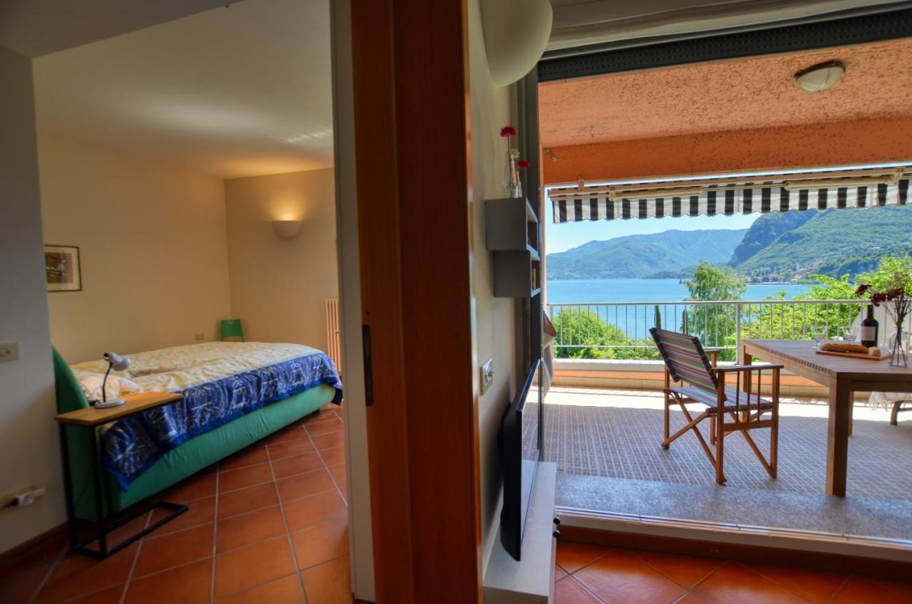 2-Bedroom Lakeview Apartment Bella Gaeta Сан Сиро Екстериор снимка