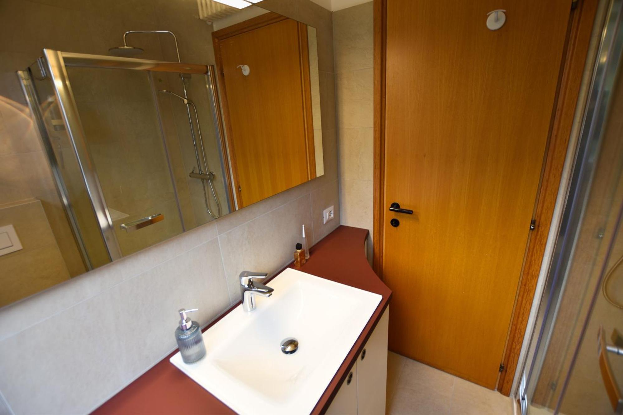 2-Bedroom Lakeview Apartment Bella Gaeta Сан Сиро Екстериор снимка